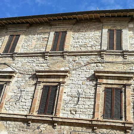 Palazzo Calocci Appartamenti In Assisi Eksteriør bilde